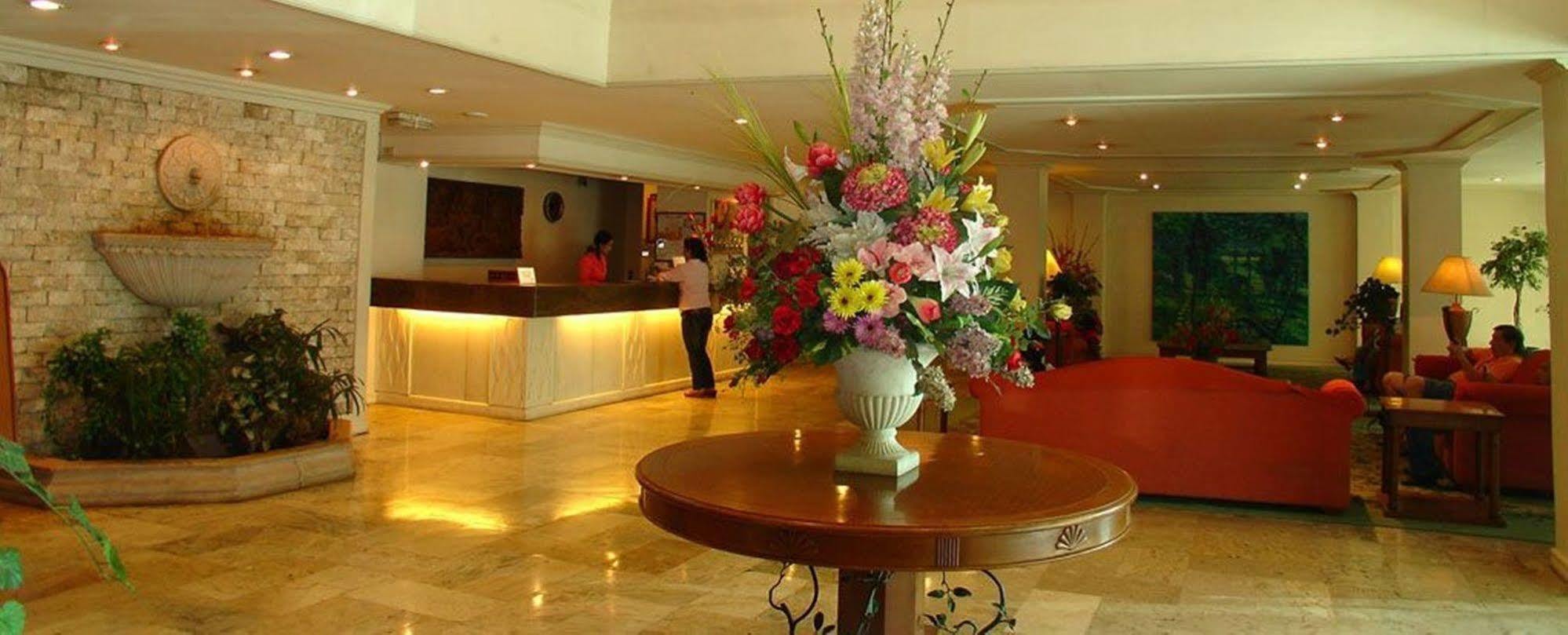 De Luxe Hotel Cagayan de Oro Eksteriør billede