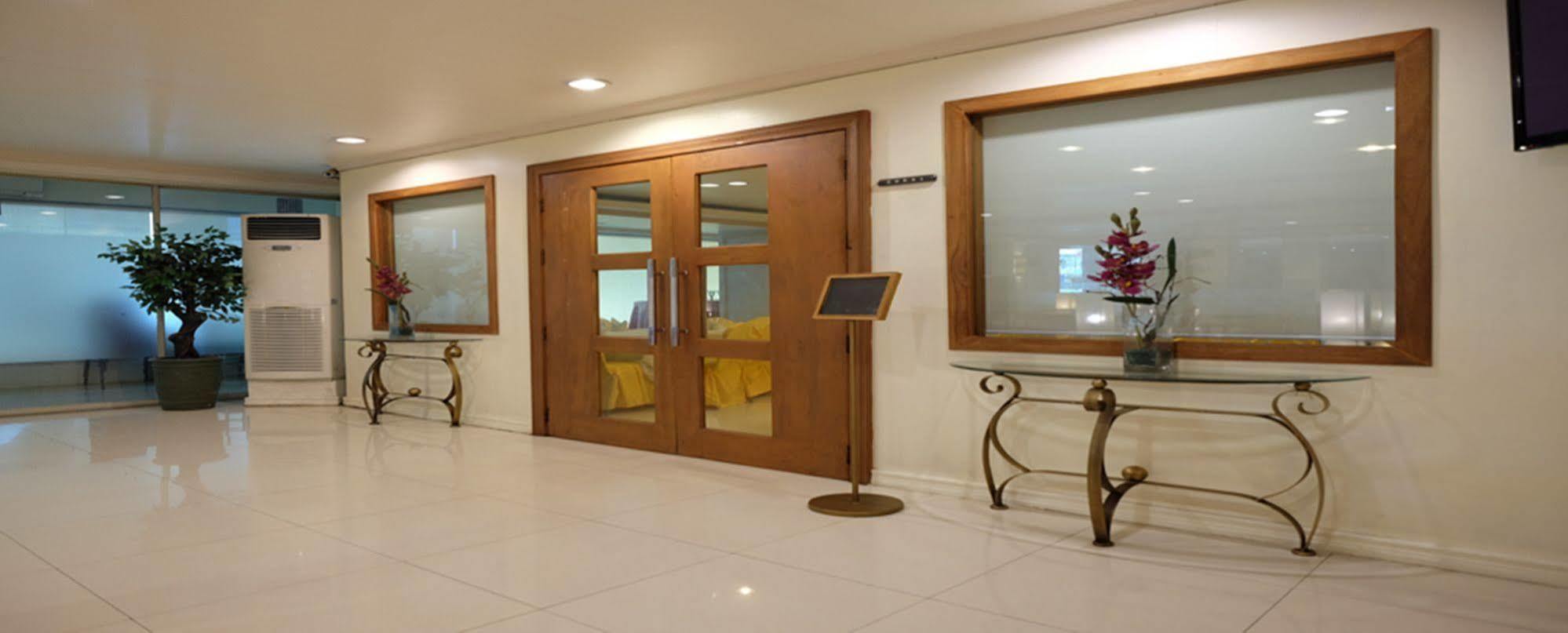 De Luxe Hotel Cagayan de Oro Eksteriør billede